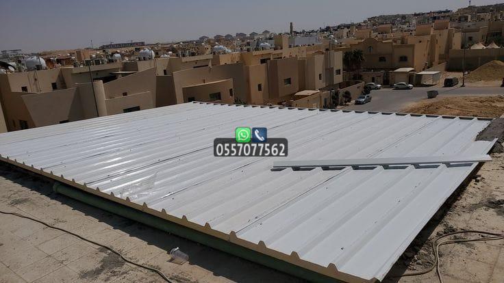 ساندوتش بانل الرياض لماذا يعتبر الساندوتش بانل الخيار المثالي في الرياض؟