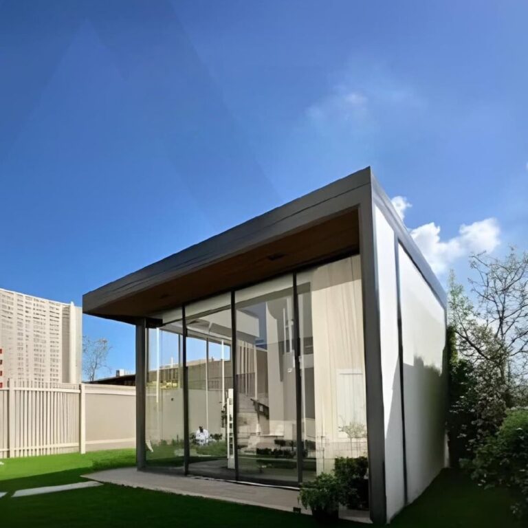 بناء ملاحق ساندوتش بانل في جدة | ملاحق خارجية جدة | ملاحق احواش